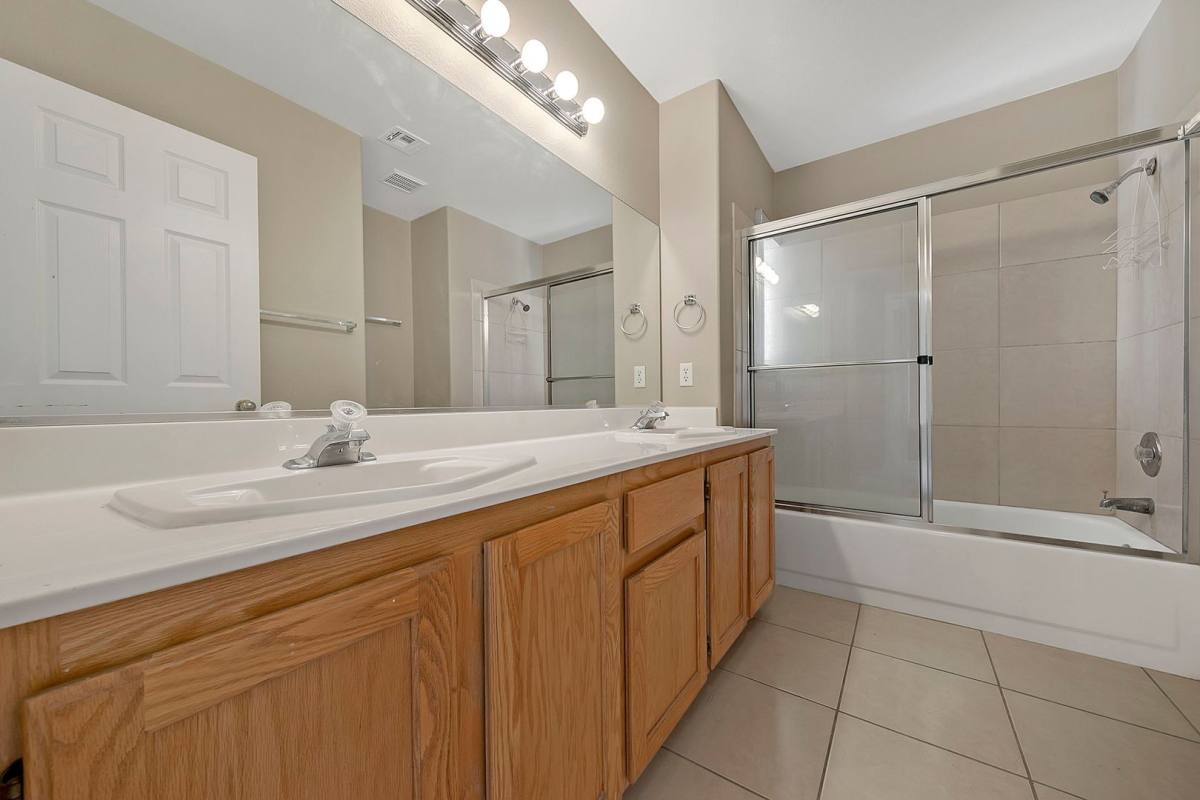House for rent at 151 Kachina Dr, Henderson, NV 89074