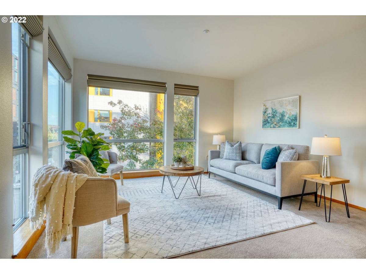 Condo for rent at 1125 NW 9th Ave #321, Portland, OR 97209