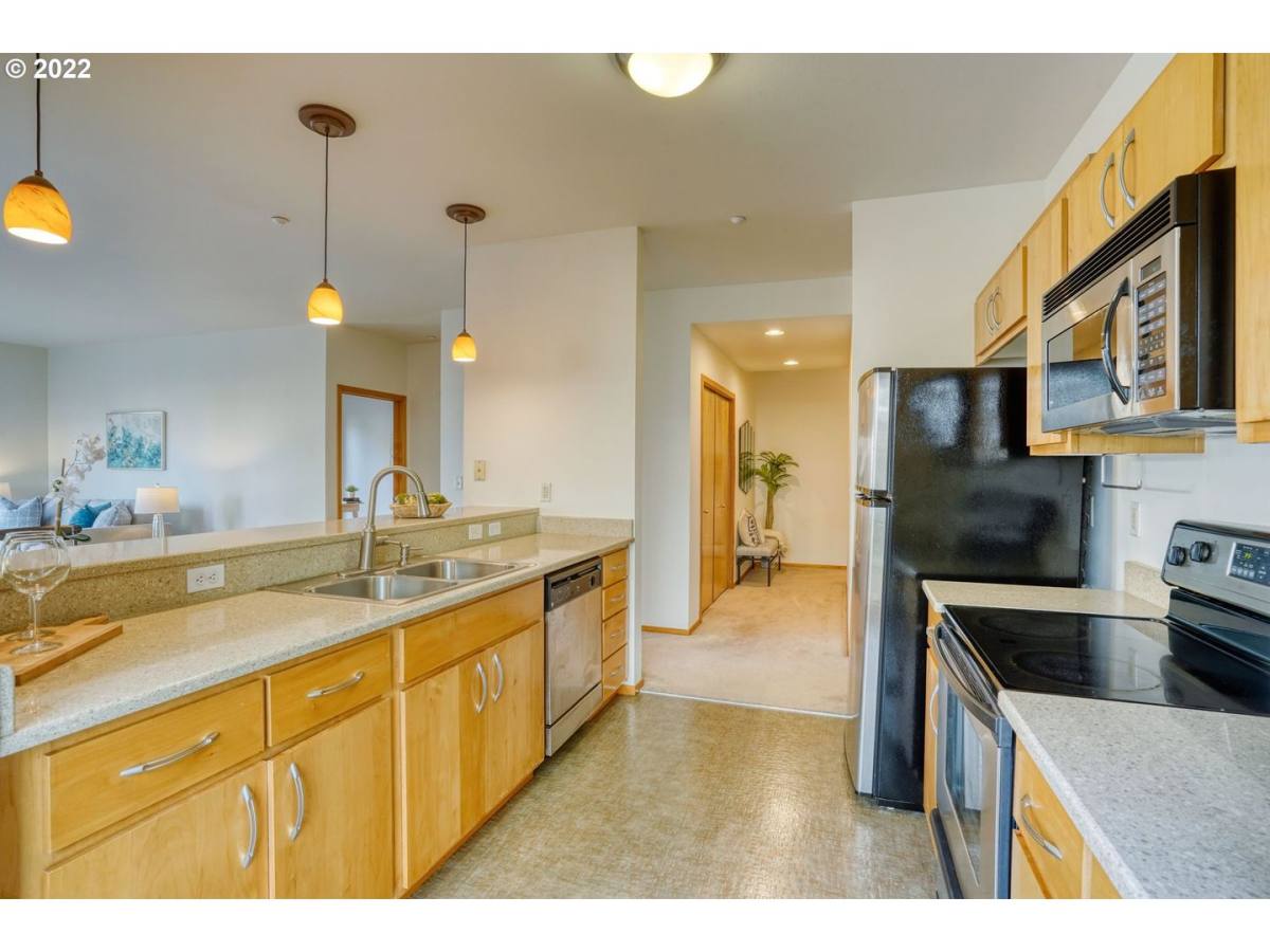 Condo for rent at 1125 NW 9th Ave #321, Portland, OR 97209