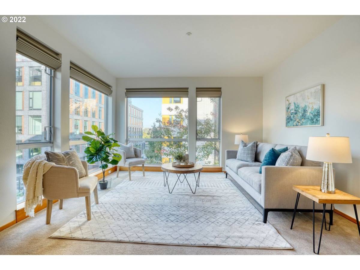 Condo for rent at 1125 NW 9th Ave #321, Portland, OR 97209