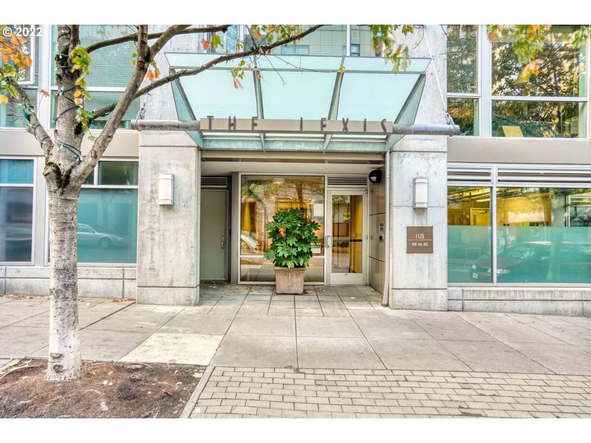 Condo for rent at 1125 NW 9th Ave #321, Portland, OR 97209