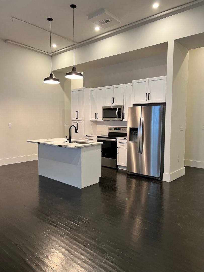 Apartment for rent at 805 & 807 N, Wilmington, NC 28401
