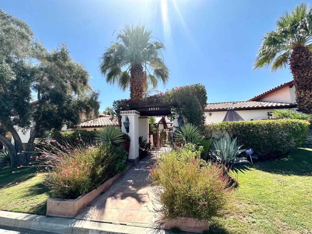 Condo for rent at 45550 Ocotillo Dr, Palm Desert, CA 92260