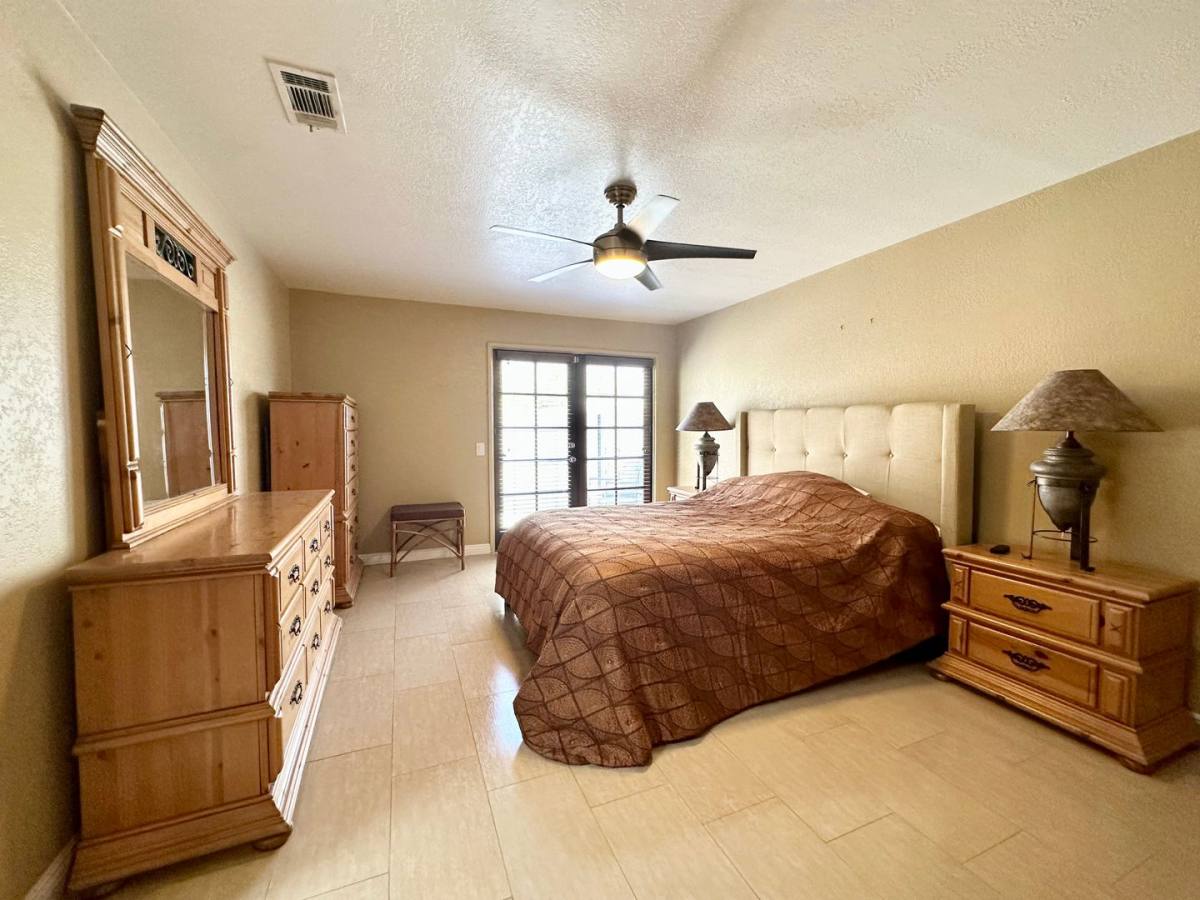 Condo for rent at 45550 Ocotillo Dr, Palm Desert, CA 92260