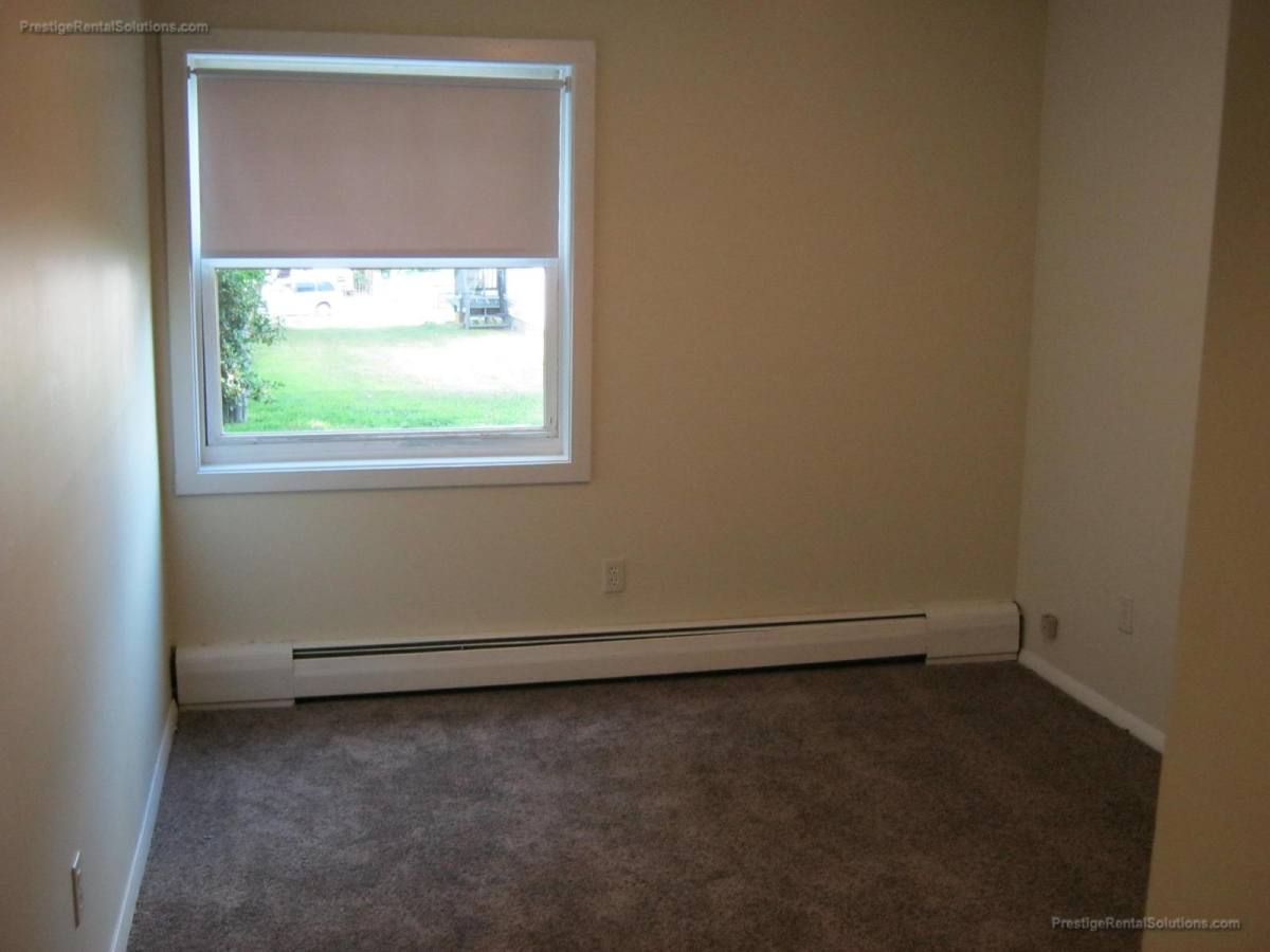 Apartment for rent at 70 Barrows St #6, Fall River, MA 02724