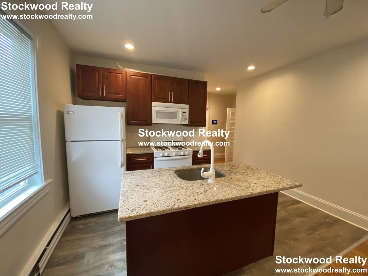 Apartment for rent at 90 Lyndhurst St #4, Dorchester Center, MA 02124
