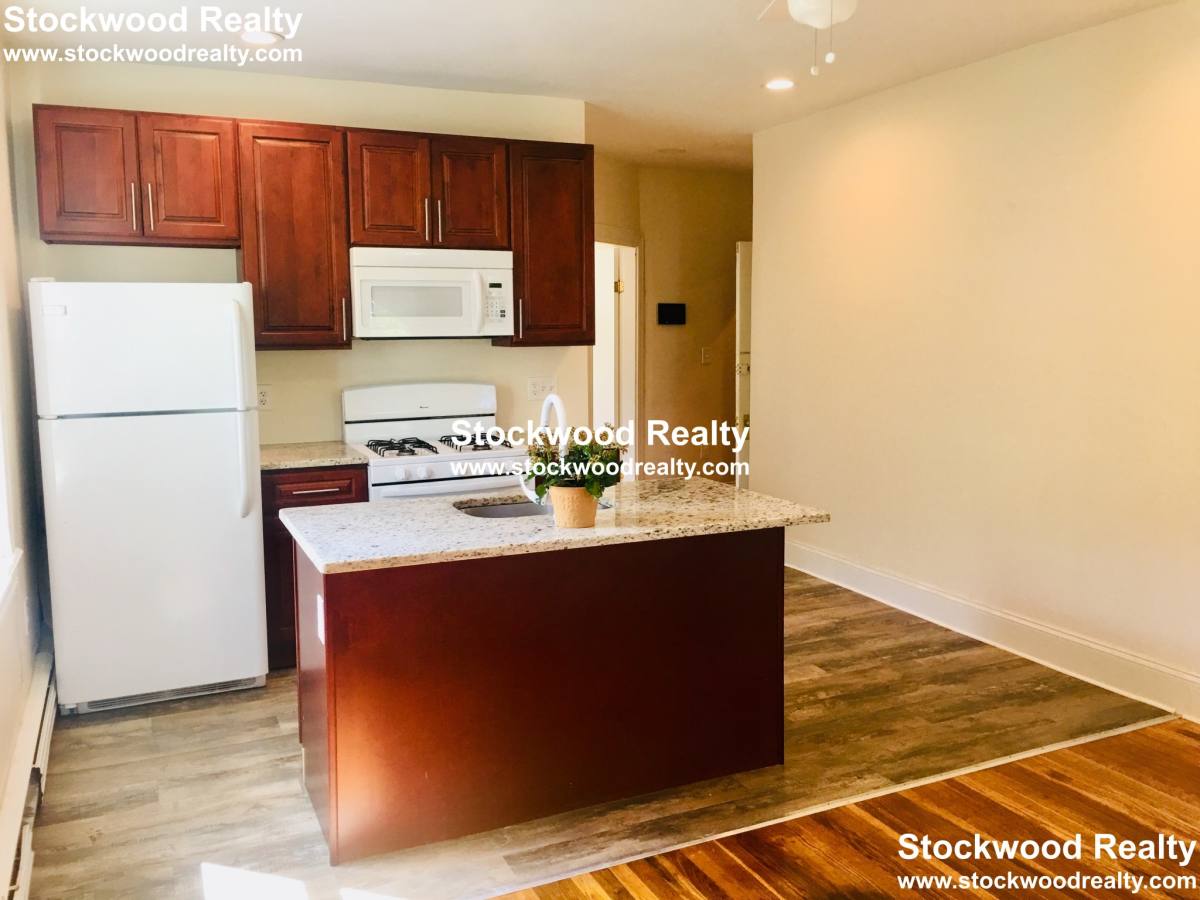 Apartment for rent at 90 Lyndhurst St #4, Dorchester Center, MA 02124