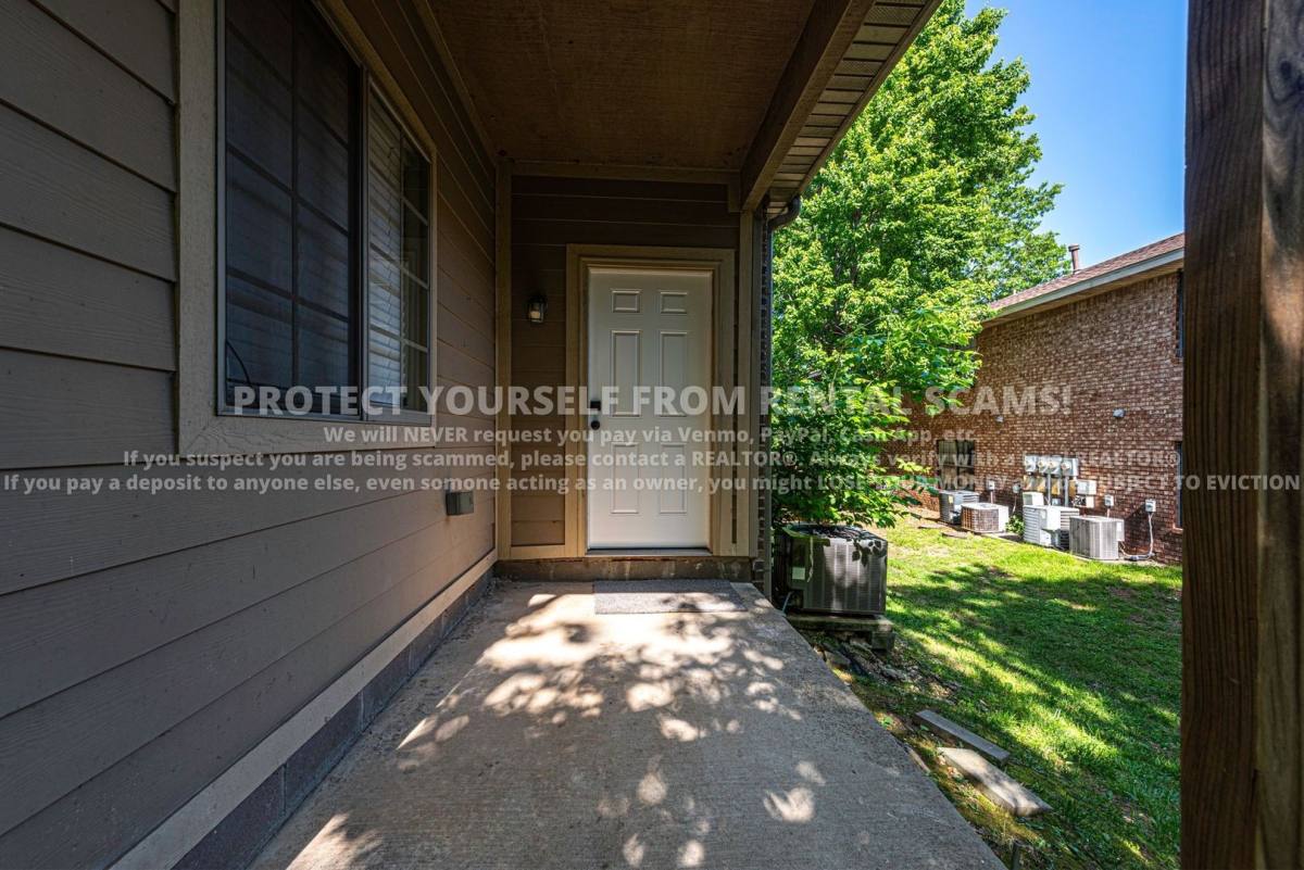 Condo for rent at 758 W Breeze Cove, Fayetteville, AR 72703