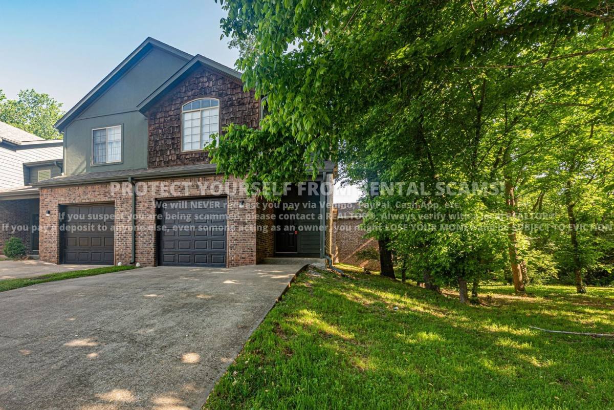 Condo for rent at 758 W Breeze Cove, Fayetteville, AR 72703