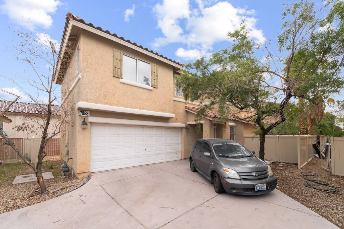 House for rent at 7858 Windhamridge Dr, Las Vegas, NV 89139