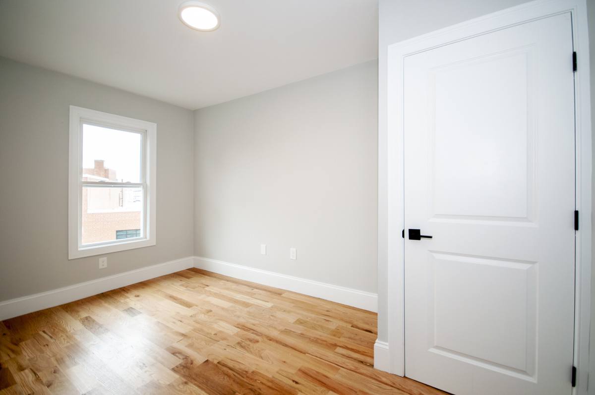Apartment for rent at 137 Paris #3, East Boston, MA 02128