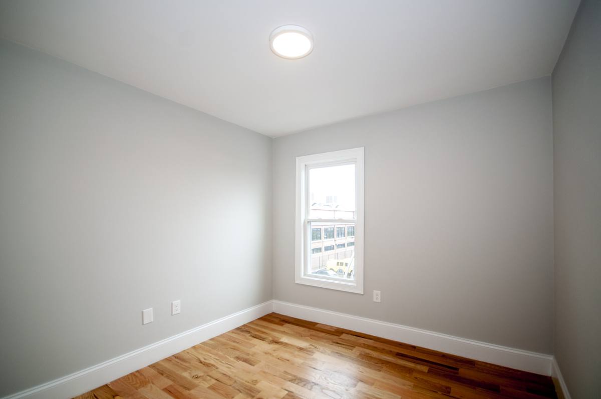 Apartment for rent at 137 Paris #3, East Boston, MA 02128