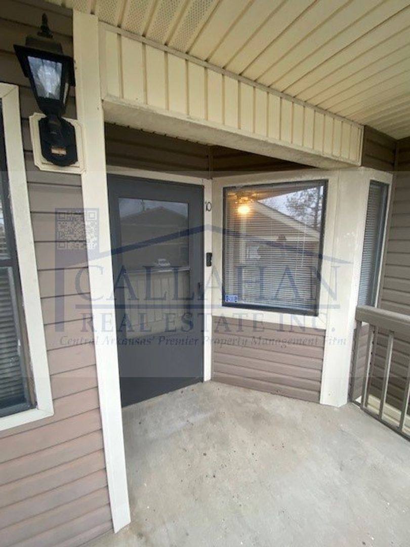 Condo for rent at 8 Towne Park Court, Little Rock, AR 72227
