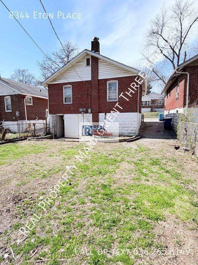 House for rent at 8344 Eton Place, Saint Louis, MO 63136