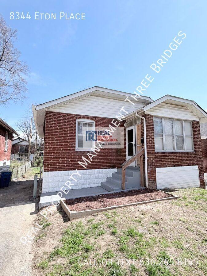 House for rent at 8344 Eton Place, Saint Louis, MO 63136