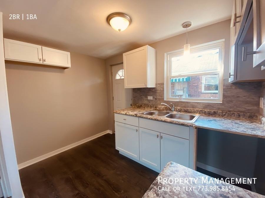Apartment for rent at 8153 S Colfax Ave #2, Chicago, IL 60617
