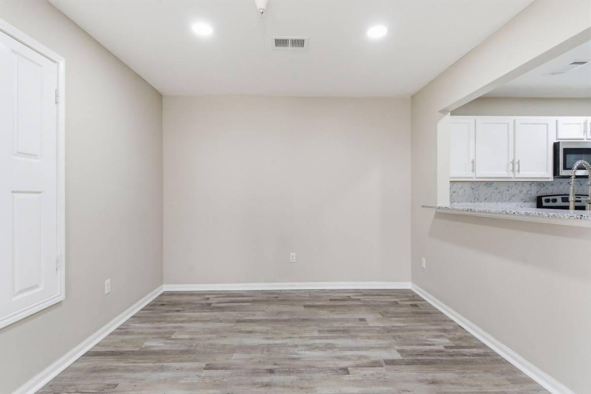 Apartment for rent at 1919 Martin Bluff Rd, Gautier, MS 39553