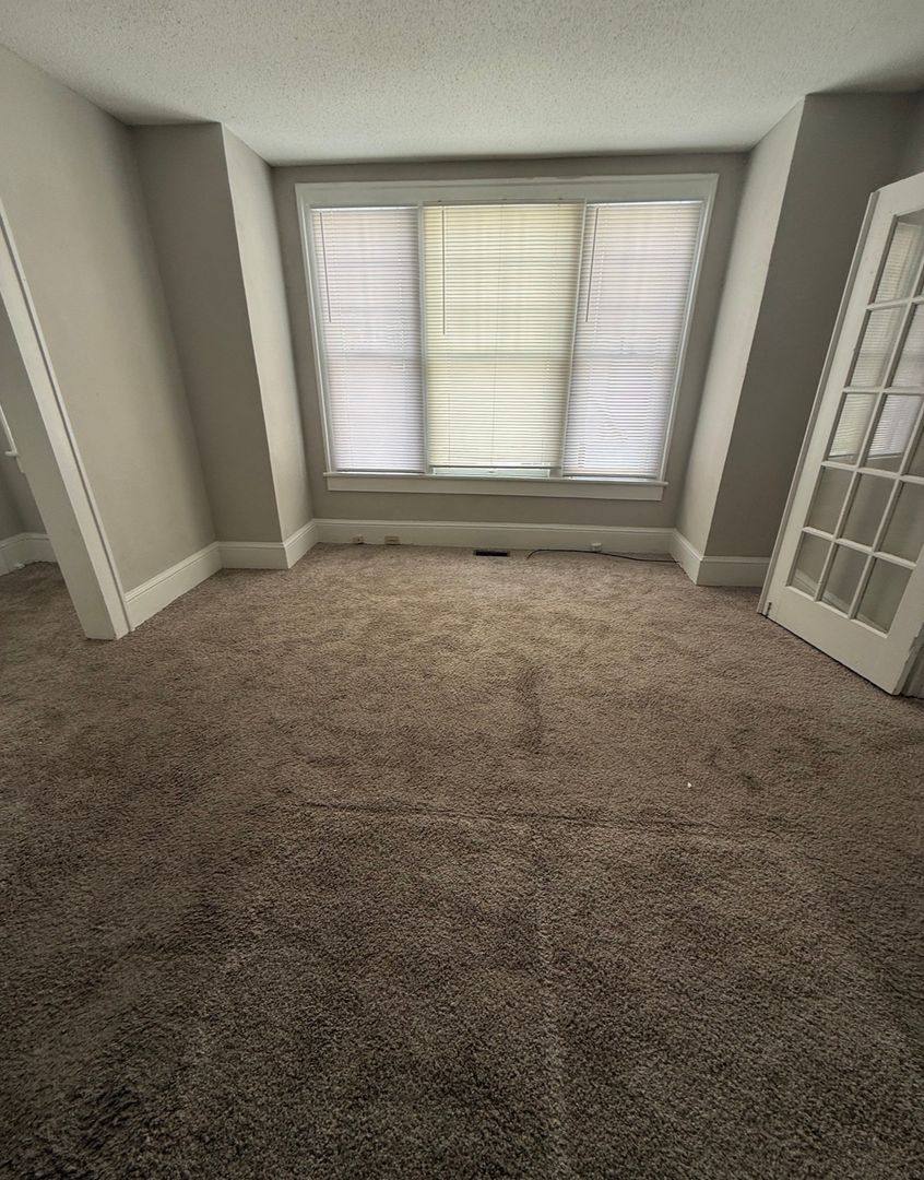Apartment for rent at 1404 W Fourth St, Winston Salem, NC 27101