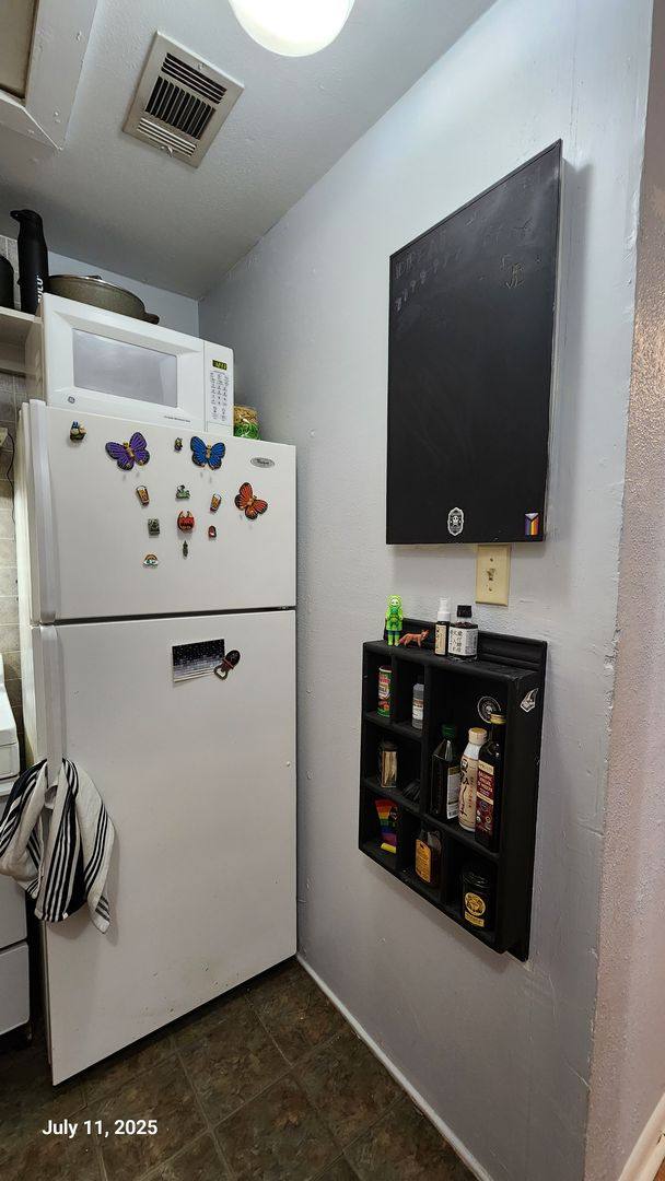 Apartment for rent at 1015 S Welch St, Denton, TX 76201
