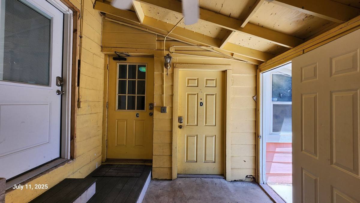 Apartment for rent at 1015 S Welch St, Denton, TX 76201