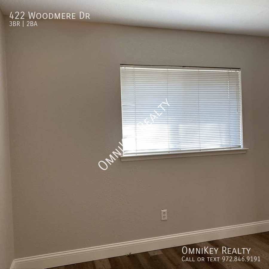 House for rent at 422 Woodmere Dr, Garland, TX 75043
