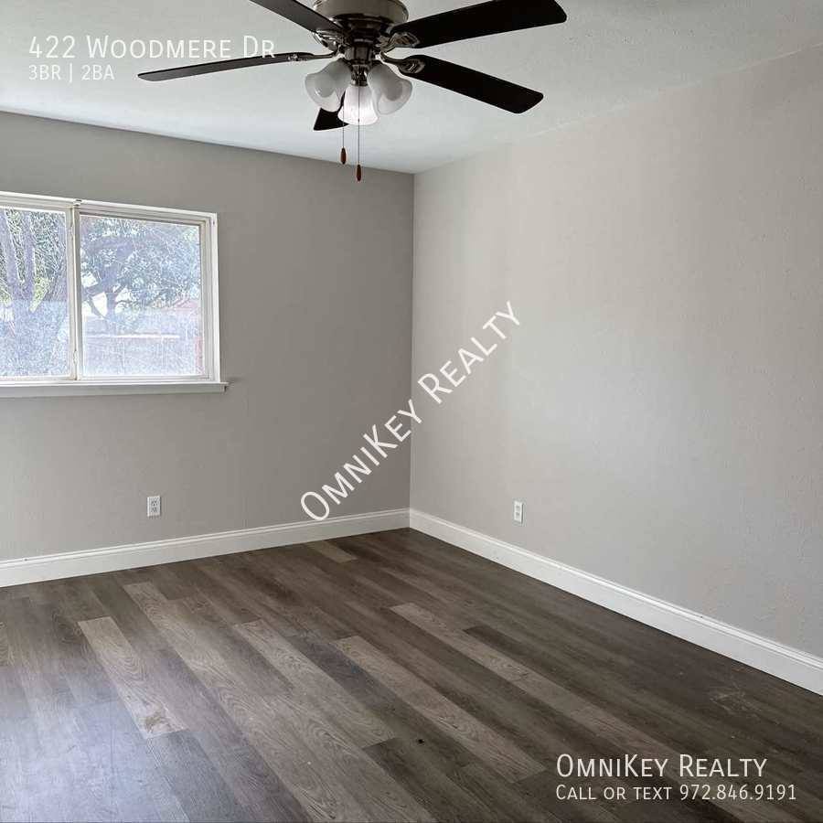 House for rent at 422 Woodmere Dr, Garland, TX 75043