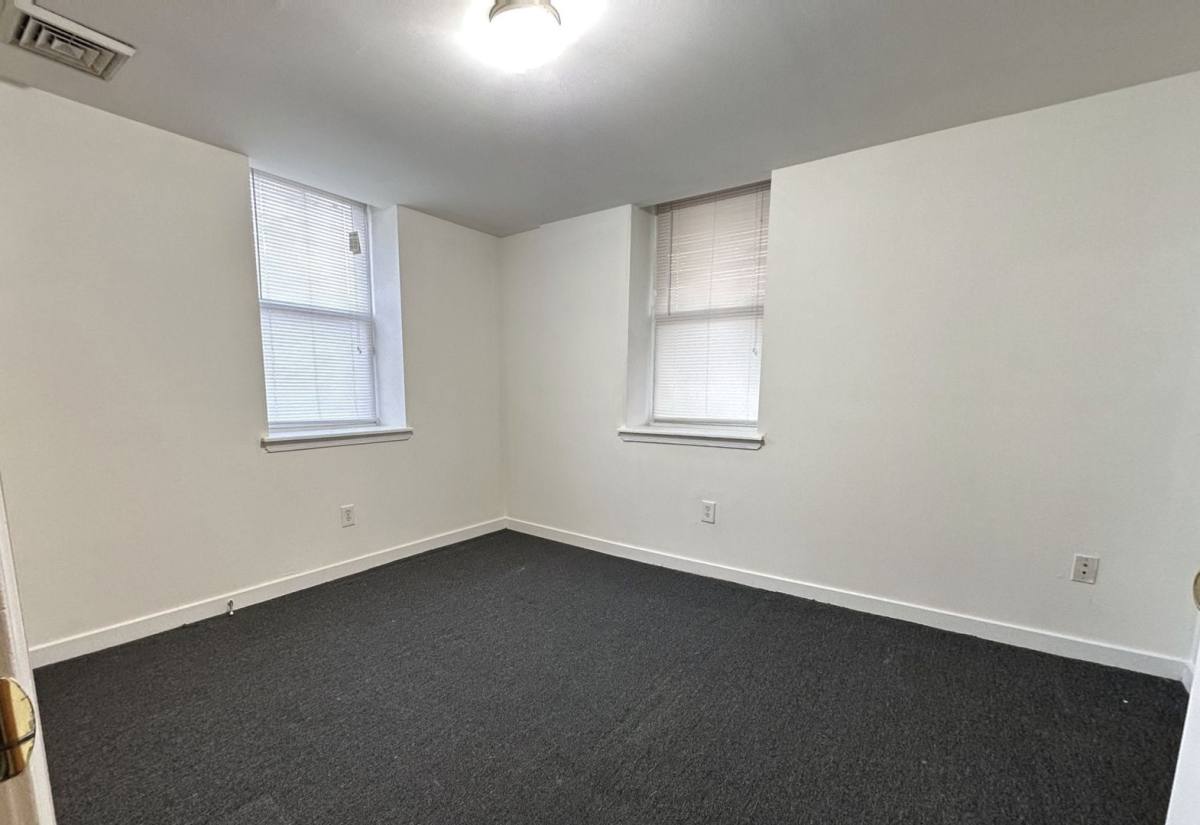 Apartment for rent at 241 S 47th St, Philadelphia, PA 19139