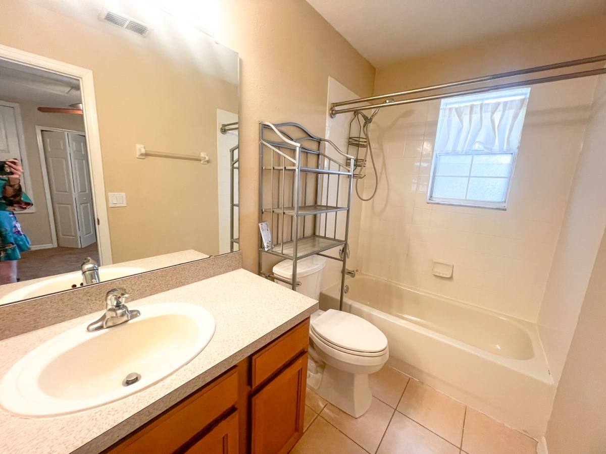 Apartment for rent at 14252 Confetti Dr, Windermere, FL 34786