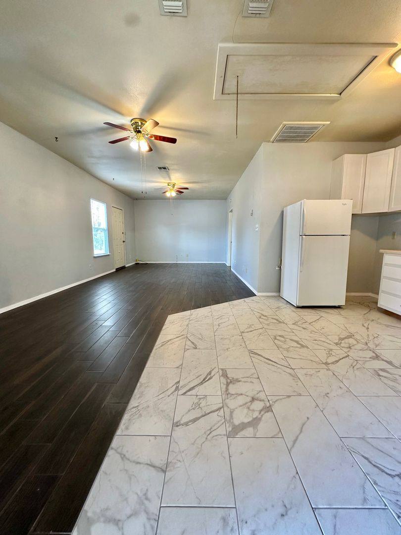 Apartment for rent at 504 E 17th St, San Angelo, TX 76903