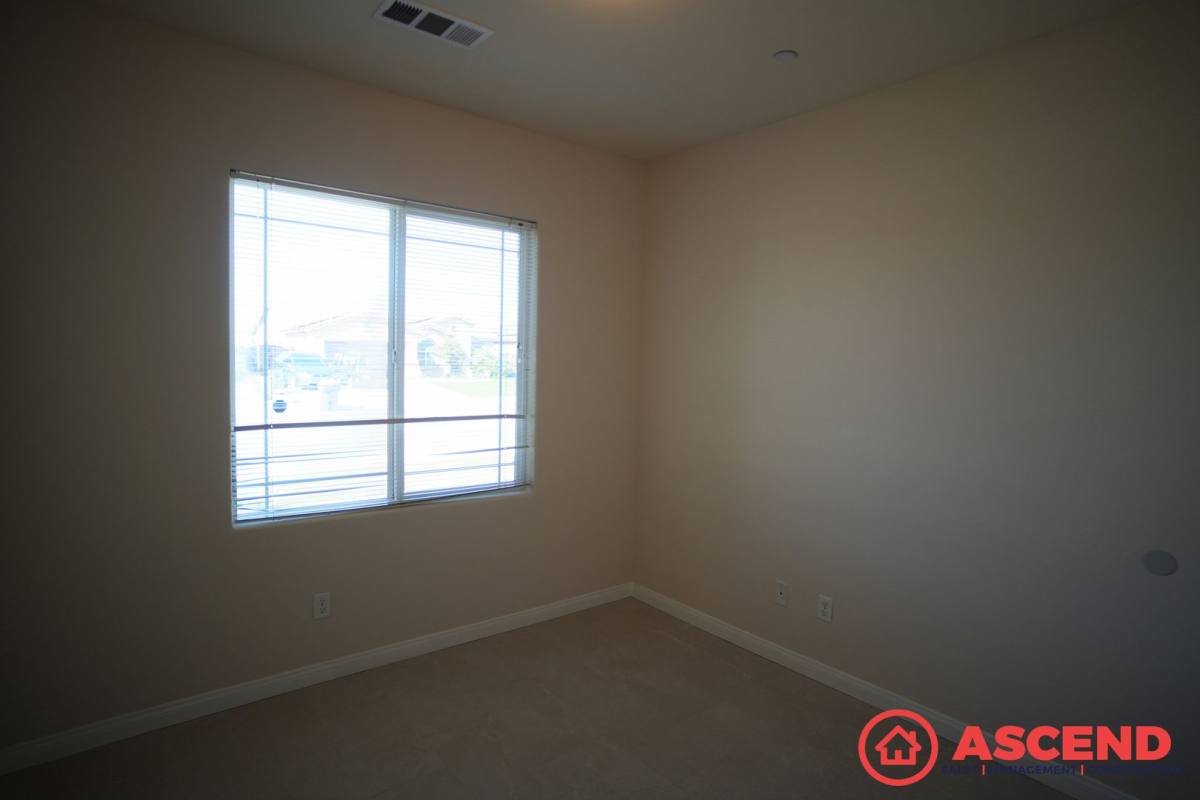 House for rent at 9118 Davedaly Court, Bakersfield, CA 93313