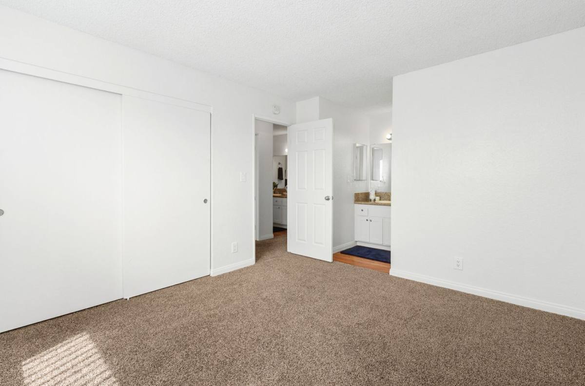 Apartment for rent at 1240 N State College Blvd, Anaheim, CA 92806