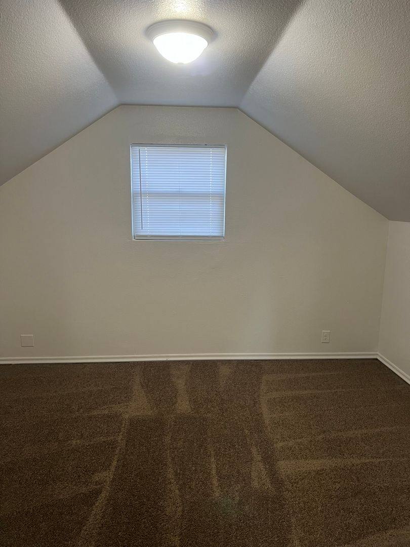 Apartment for rent at 919 Kentucky St, Vallejo, CA 94590