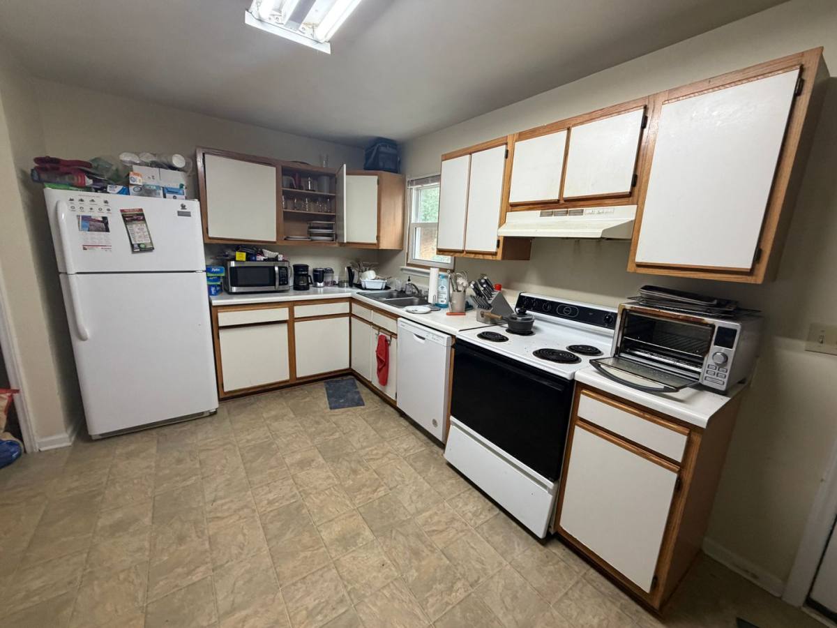 Townhouse for rent at 405 Laurence Lane, Blacksburg, VA 24060