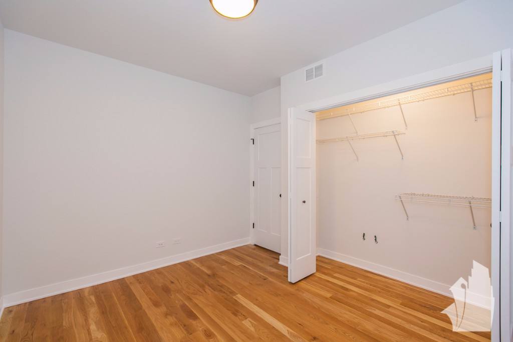 Apartment for rent at 2201 W Eastwood #W3, Chicago, IL 60625