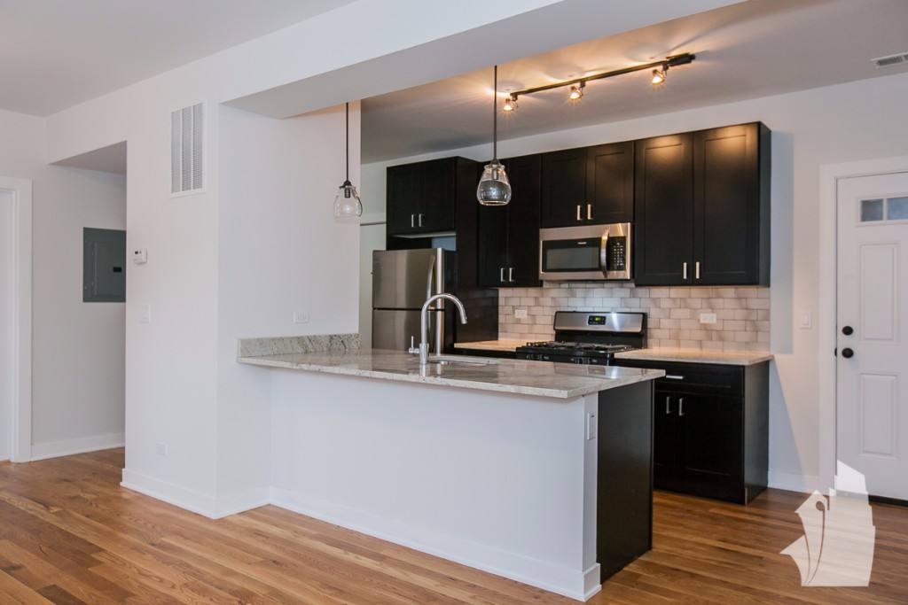 Apartment for rent at 2201 W Eastwood #W3, Chicago, IL 60625