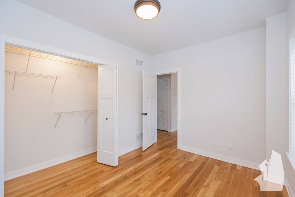 Apartment for rent at 2201 W Eastwood #W3, Chicago, IL 60625
