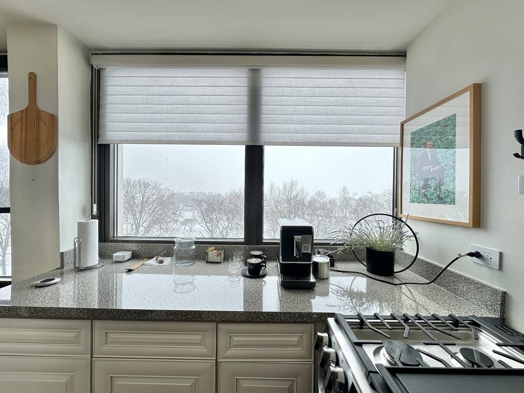 Apartment for rent at 6699 Crandon, Chicago, IL 60649