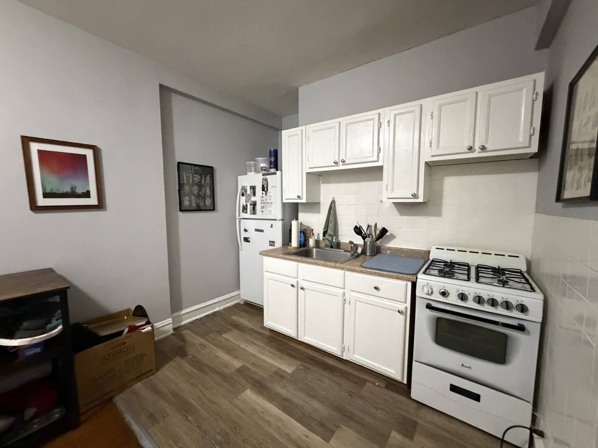Apartment for rent at 6948 N Ashland #2E, Chicago, IL 60626