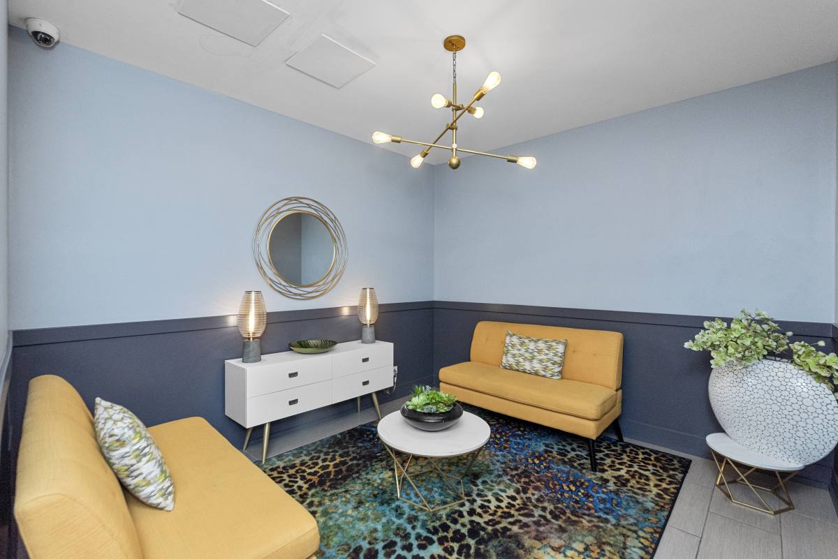Apartment for rent at 1220 N Lasalle Dr #4C, Chicago, IL 60610