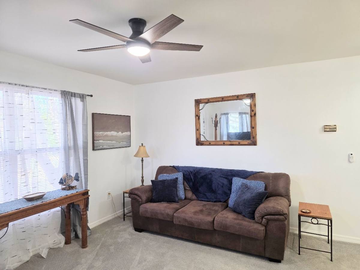 Condo for rent at 843 SE Mayo Dr, Crystal River, FL 34429