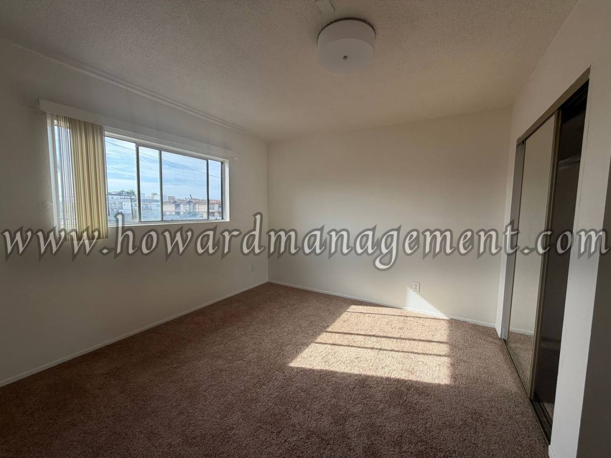 Apartment for rent at 3556 San Marino St, Los Angeles, CA 90019