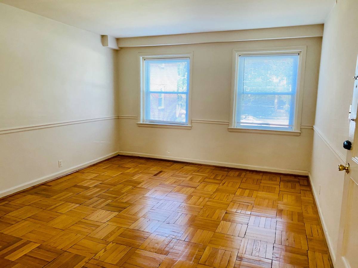 Apartment for rent at 2609 Park Ave, Richmond, VA 23220