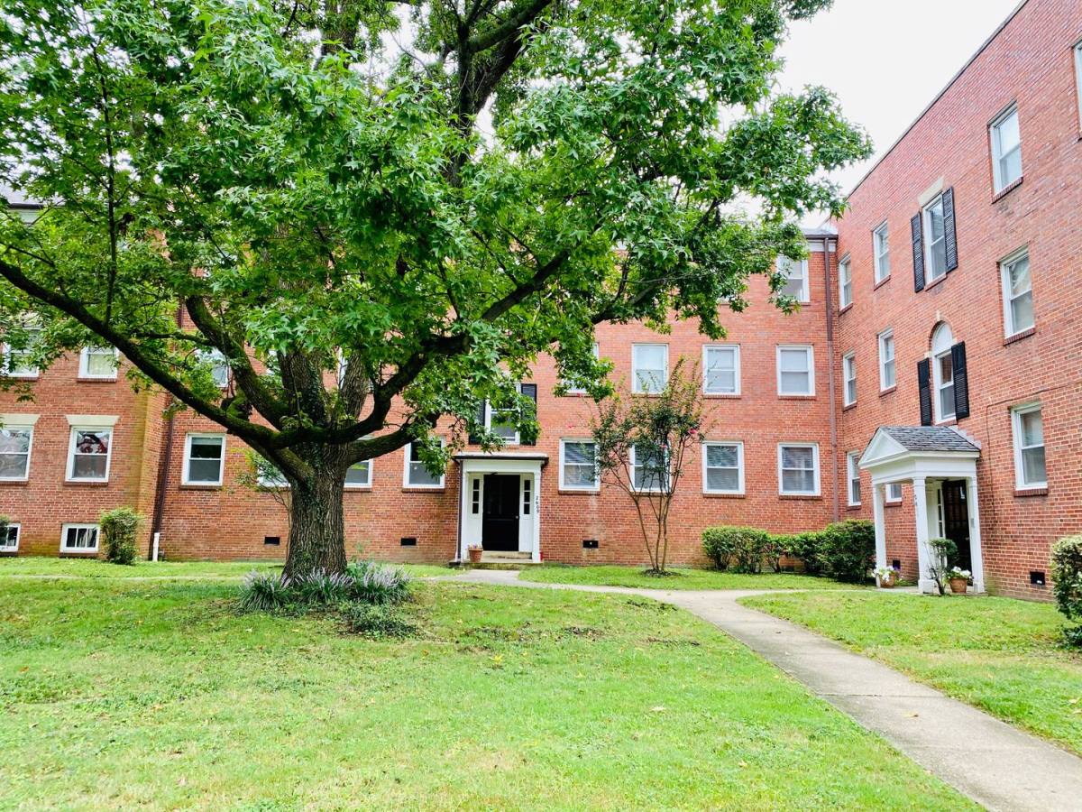 Apartment for rent at 2609 Park Ave, Richmond, VA 23220
