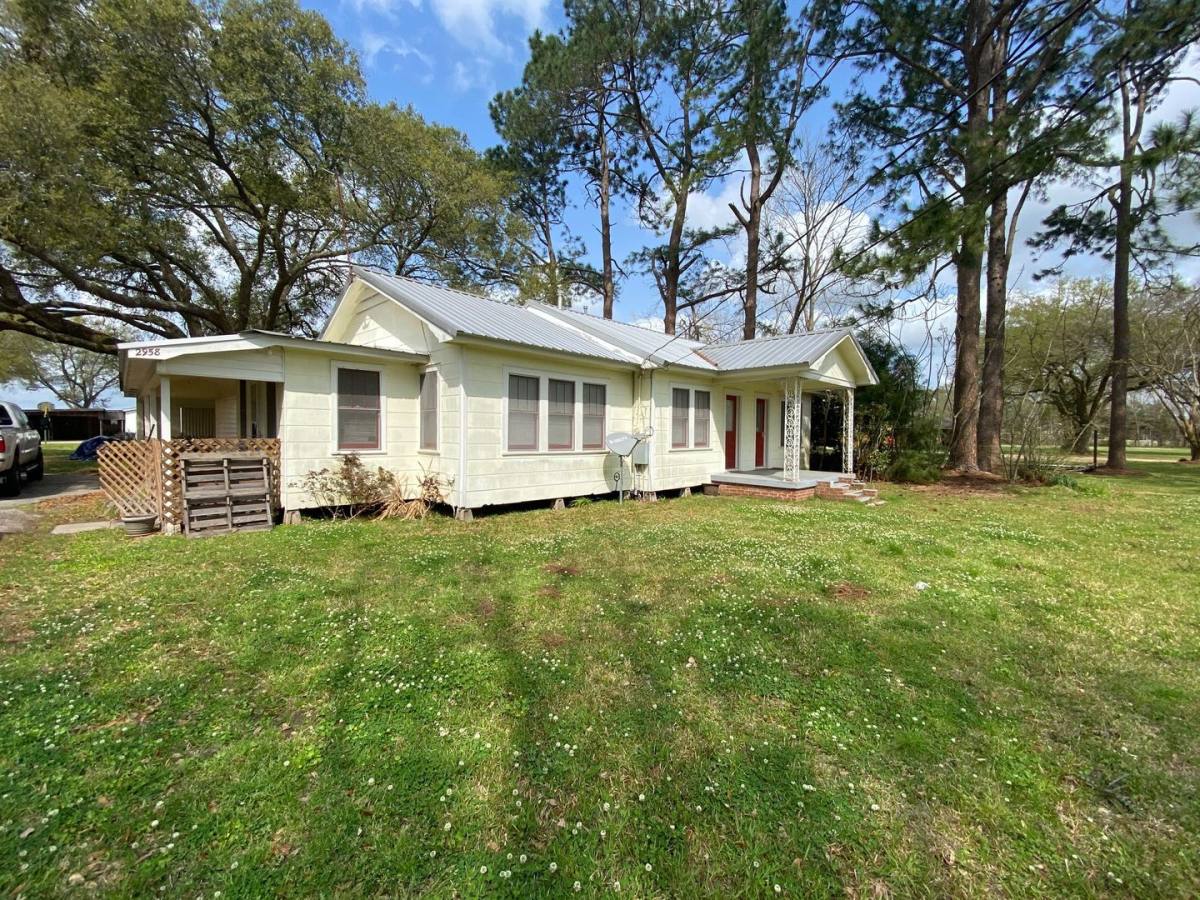 House for rent at 2958 W Gloria Switch Rd, Carencro, LA 70520