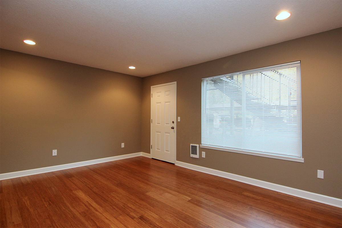 Apartment for rent at 7350 SW Barbur Blvd, Portland, OR 97219