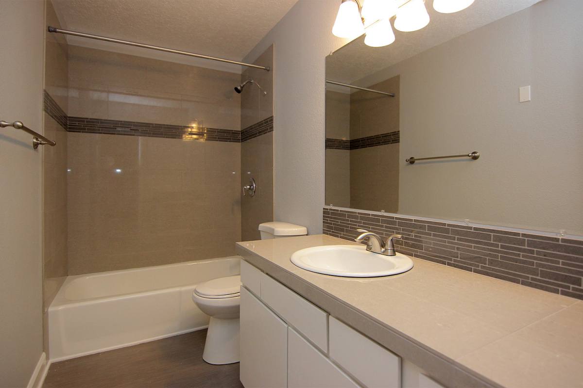Apartment for rent at 7350 SW Barbur Blvd, Portland, OR 97219