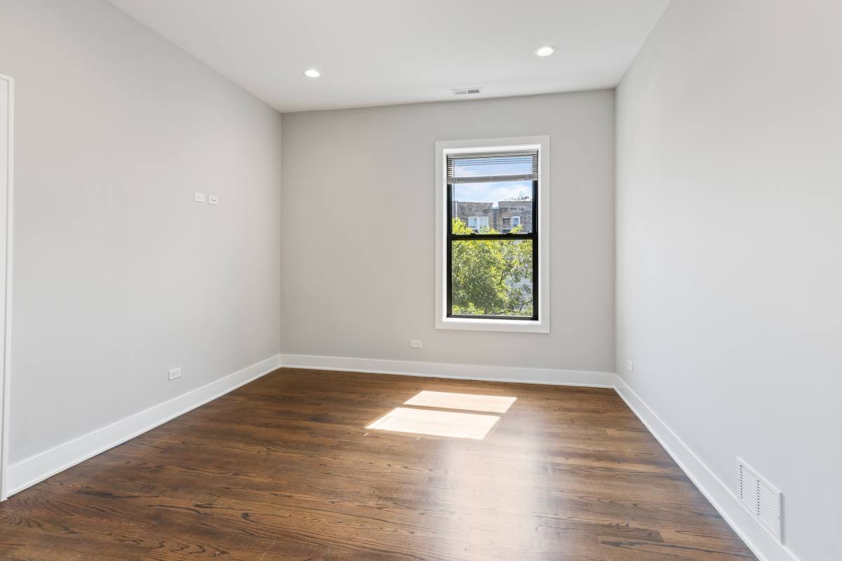 Apartment for rent at 1472 Summerdale #1RE, Chicago, IL 60640