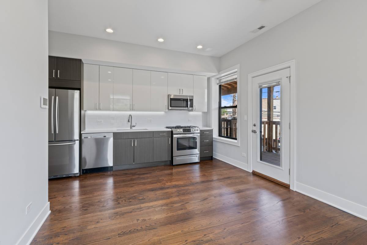 Apartment for rent at 1472 Summerdale #1RE, Chicago, IL 60640