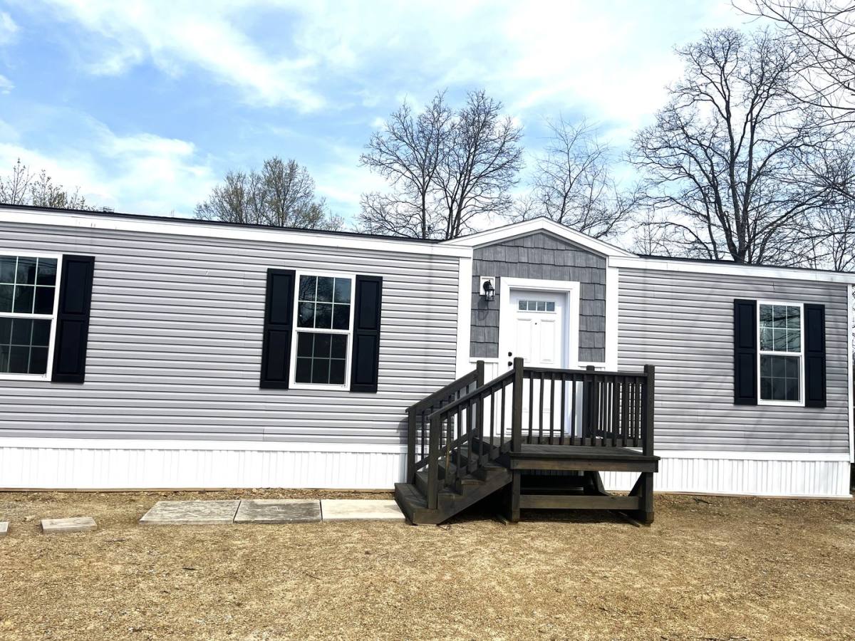 House for rent at 1315 Edenville Rd, Chambersburg, PA 17202