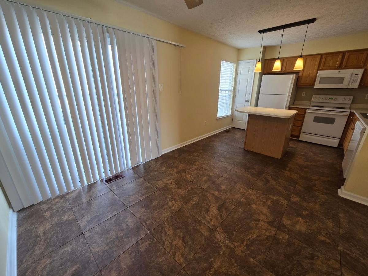 Townhouse for rent at 4927 Bristle Cone Circle, Aberdeen, MD 21001